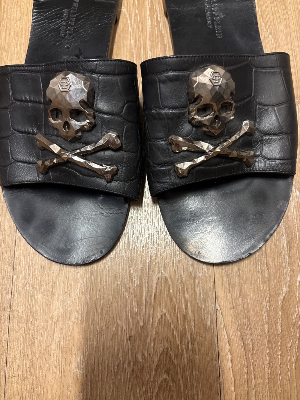 Philipp Plein Made in Italy Men’s Skull and Cross Bones Sandals men’s EU44 - Picture 5 of 13
